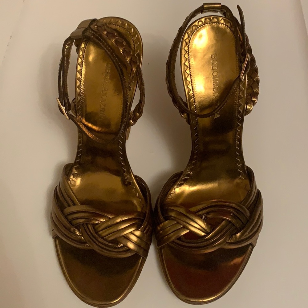 New BCBG max Azria sandals